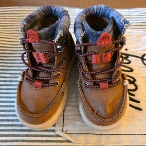*SOLD* Hey Dude Bradley Toddler CLASSIC Boots Size 6C